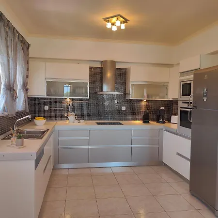 アパート Aithrea's Homes In Rhodes