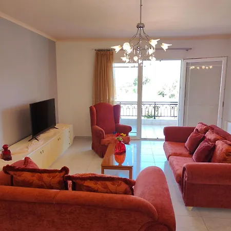 Aithrea's Homes In Rhodes דירה